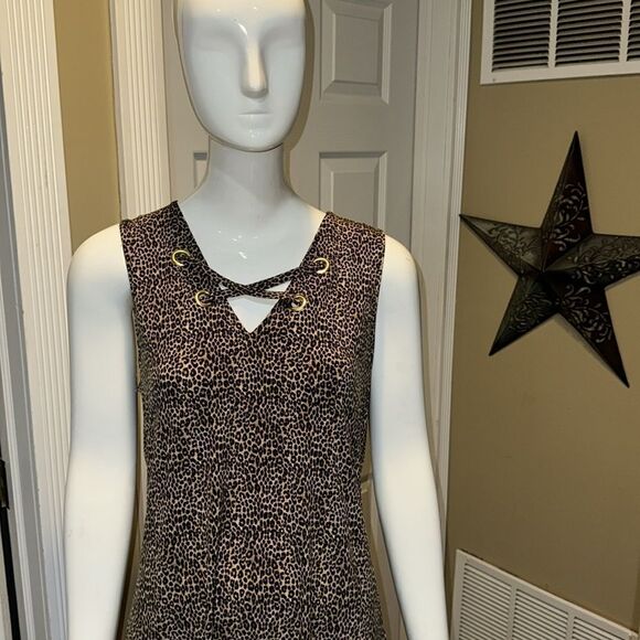 Micheal- Micheal Kors basics dark camel with gold grommet accent tank top - Picture 2 of 7